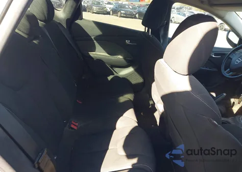 2013 Dodge Dart Sxt z USA, uszkodzony, nr VIN 1C3CDFBA0DD322666